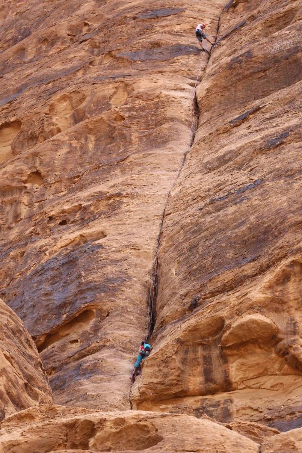 Arena Desert Camp & Adventurers วาดิรัม ภายนอก รูปภาพ
